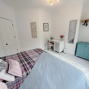 https://queens-park-view-1-bedroom.bournemouth-hotels.org